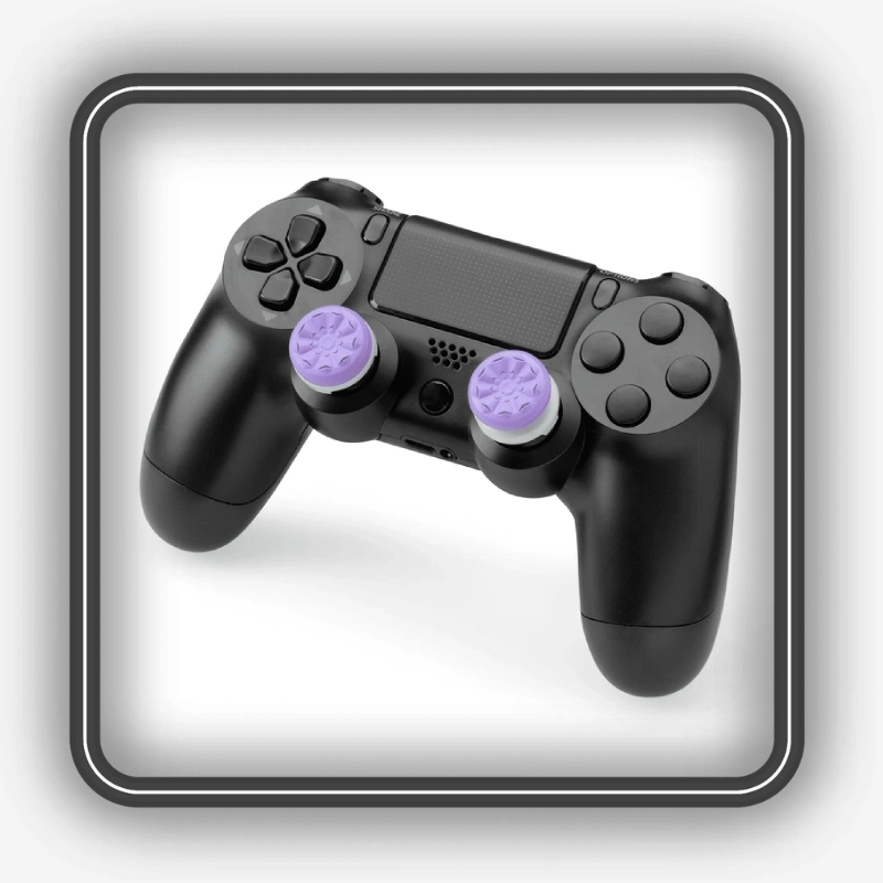 روکش آنالوگ KontrolFreek Galaxy 2024 نصب شده روی دسته PS4