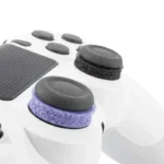 حلقه افزایش دقت KontrolFreek نصب‌شده روی دسته پلی استیشن 5