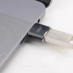 نمایش اتصال مبدل USB OTG به Type-C ارلدام مدل ET-OT41 به دستگاه