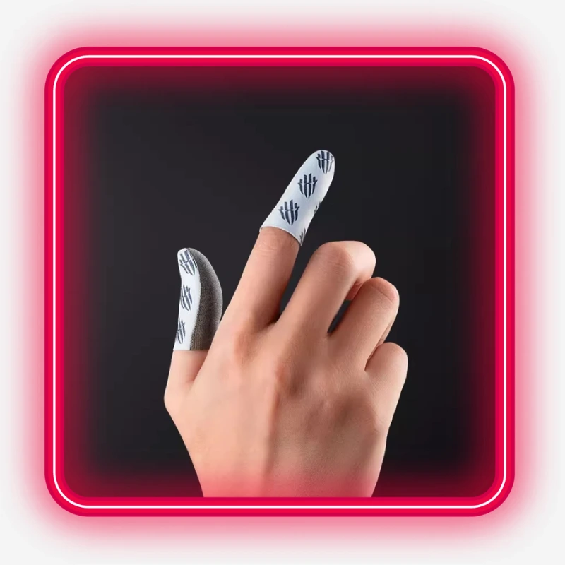 نمایش عملکرد آستین کنترل کننده انگشت RedMagic Fingertip Silvercloth روی صفحه لمسی
